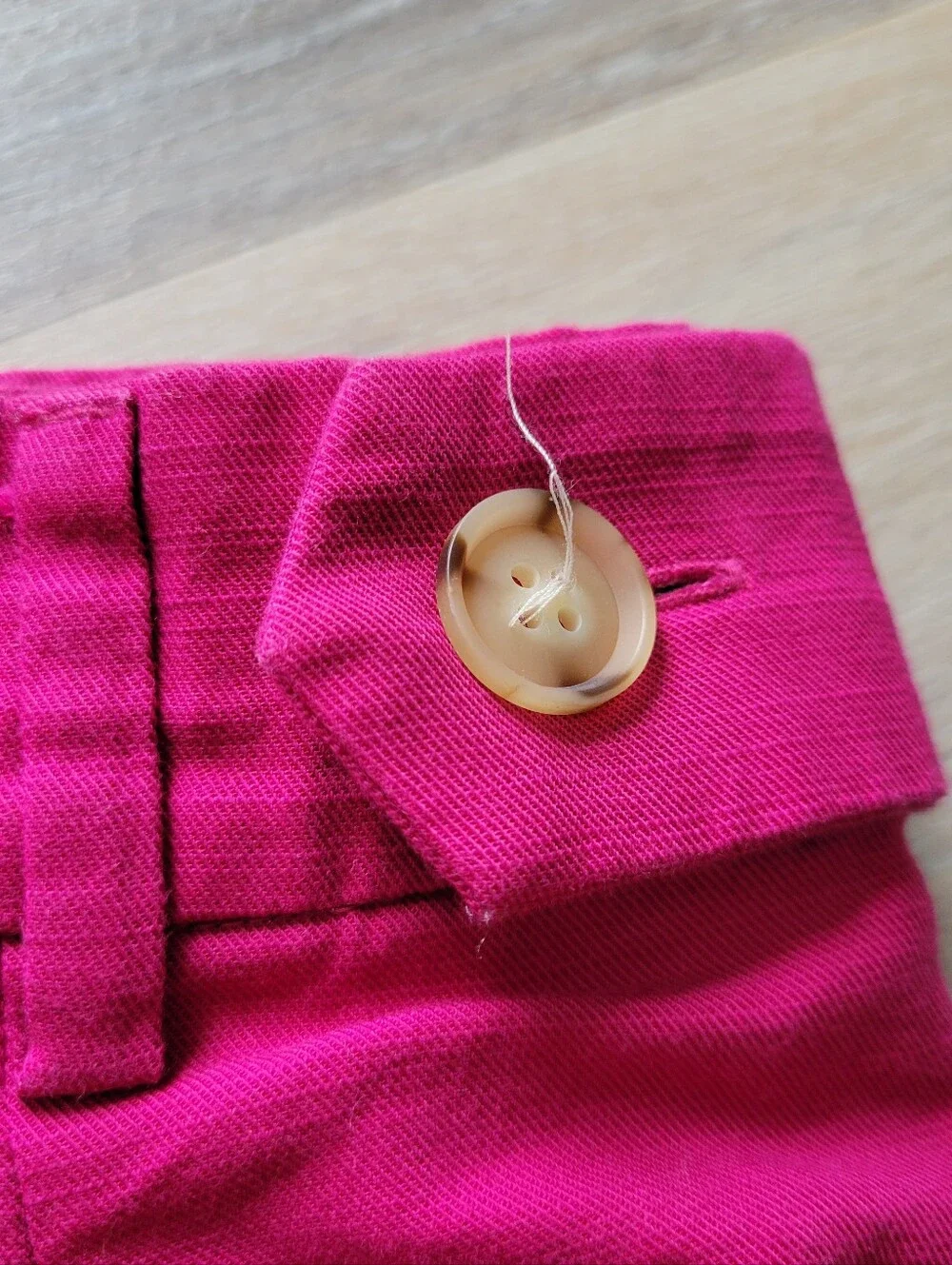 Size 0 Shorts In Green And Pink Loft (two )